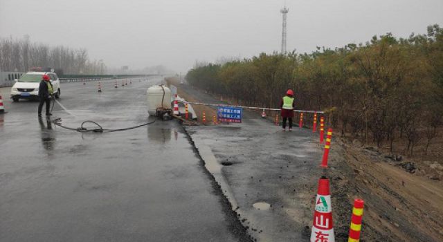 路面防污染，我们在行动